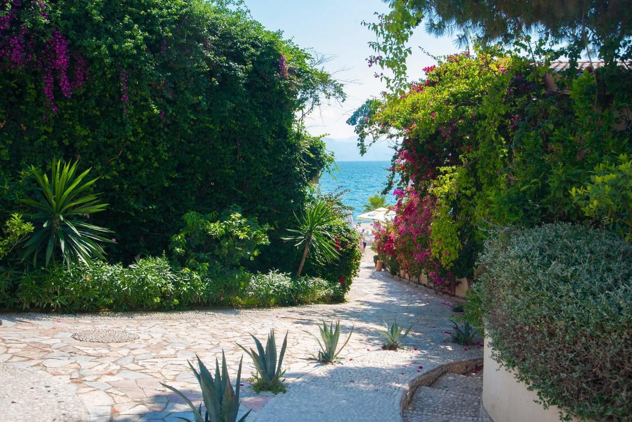 Bougainvill Sunset Villa Sarandë Eksteriør billede
