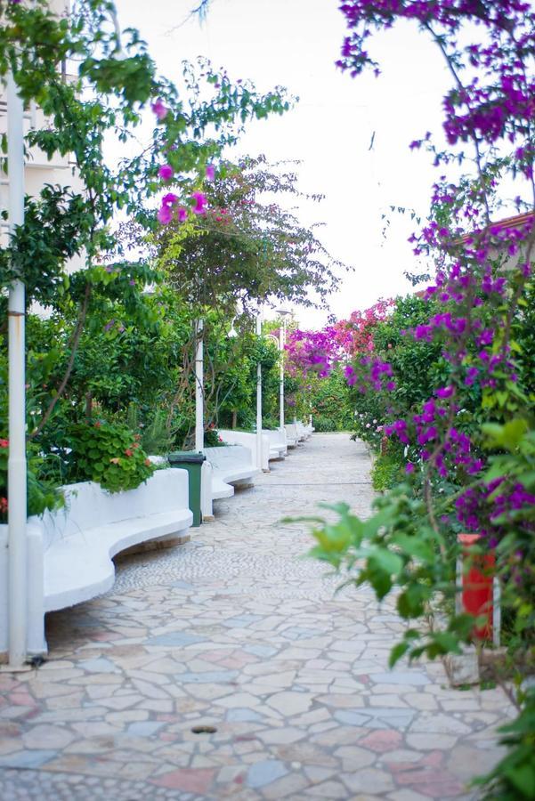 Bougainvill Sunset Villa Sarandë Eksteriør billede